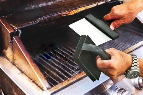 Grill Cleaner Set